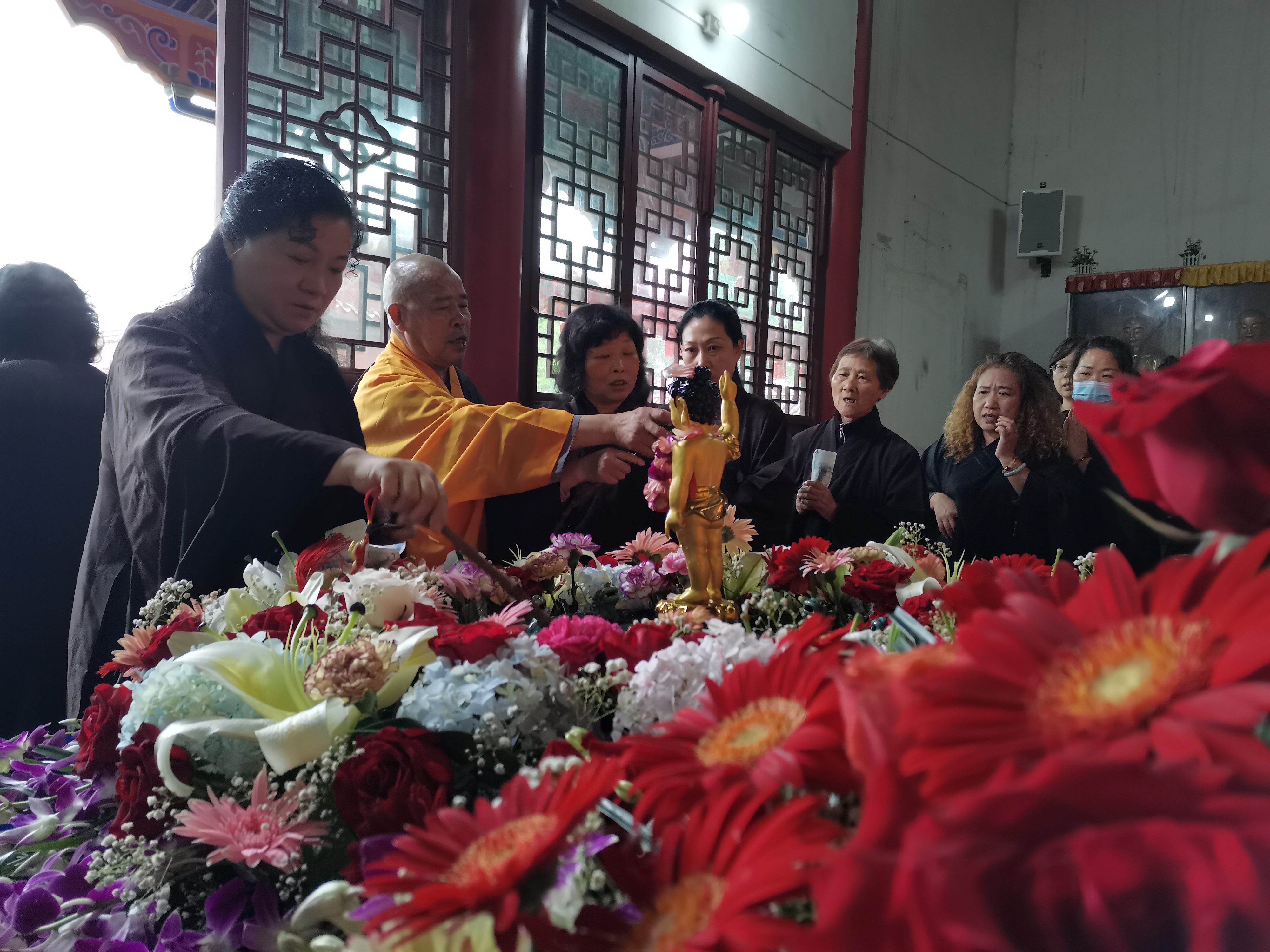 万彩网释迦牟尼佛圣诞法会圆满